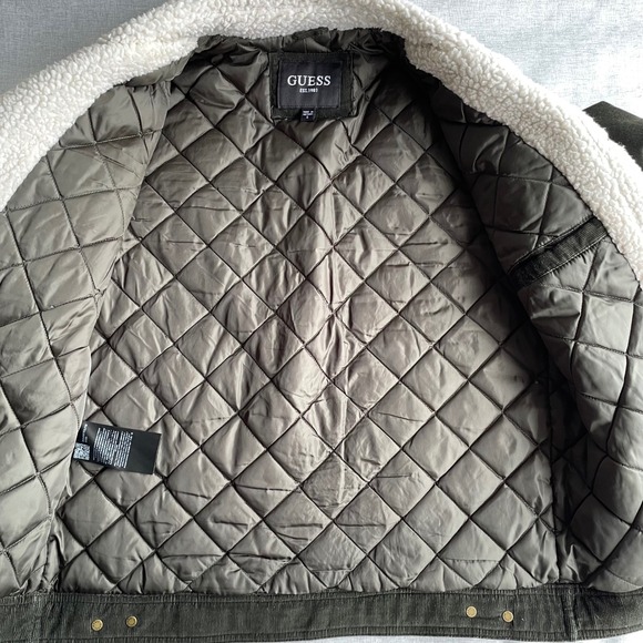 GUESS Mens Sherpa Lined Corduroy Trucker Jacket Olive Green Size S - Picture 9 of 11